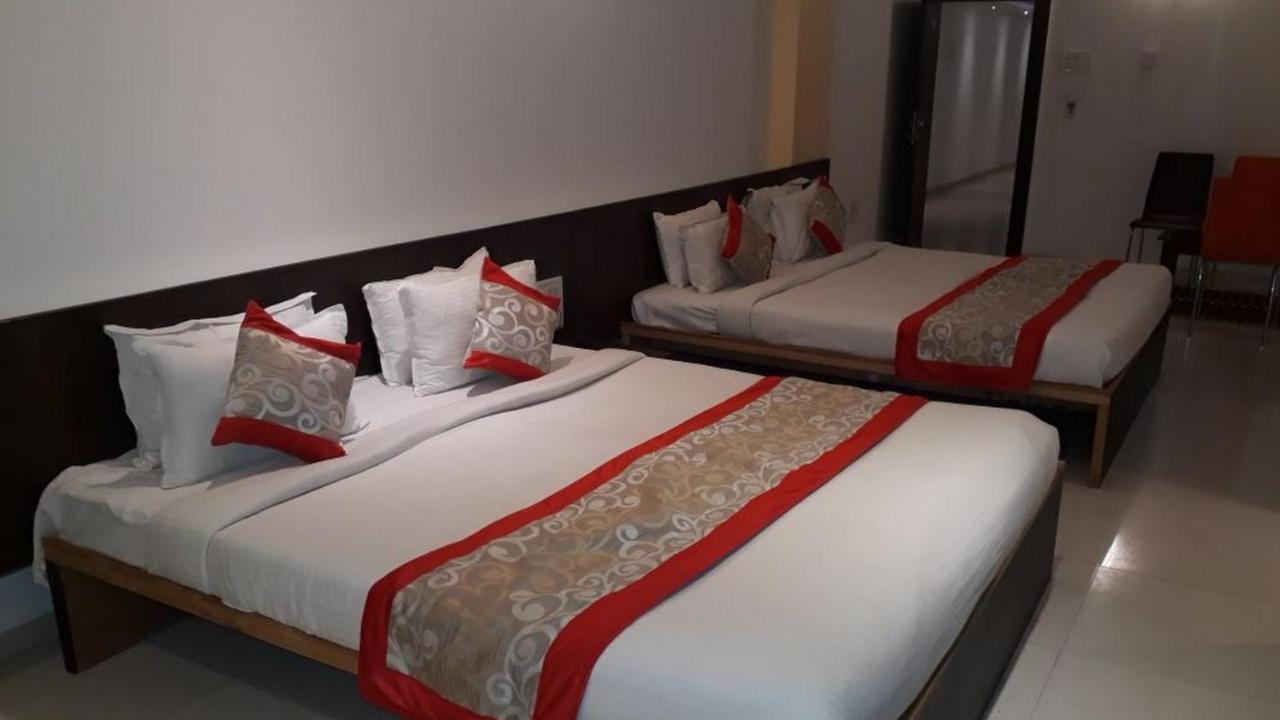 Hotel Golden View Širdi Exteriér fotografie